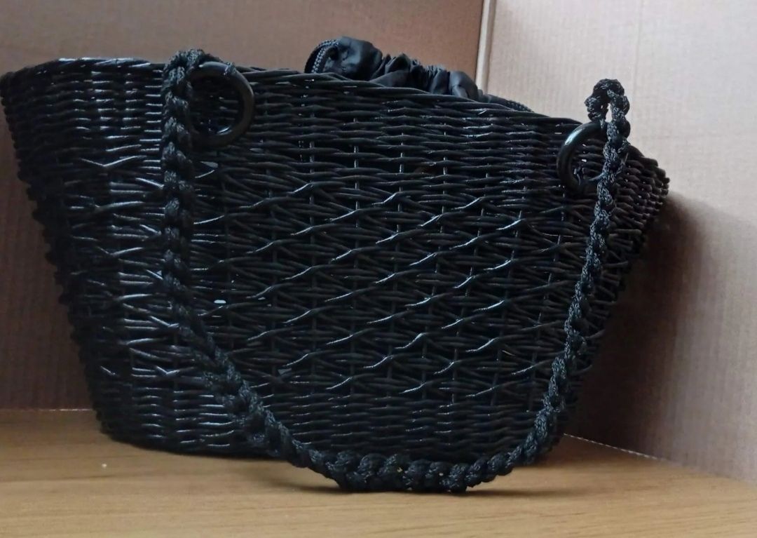 корзина плетёная из эколозы